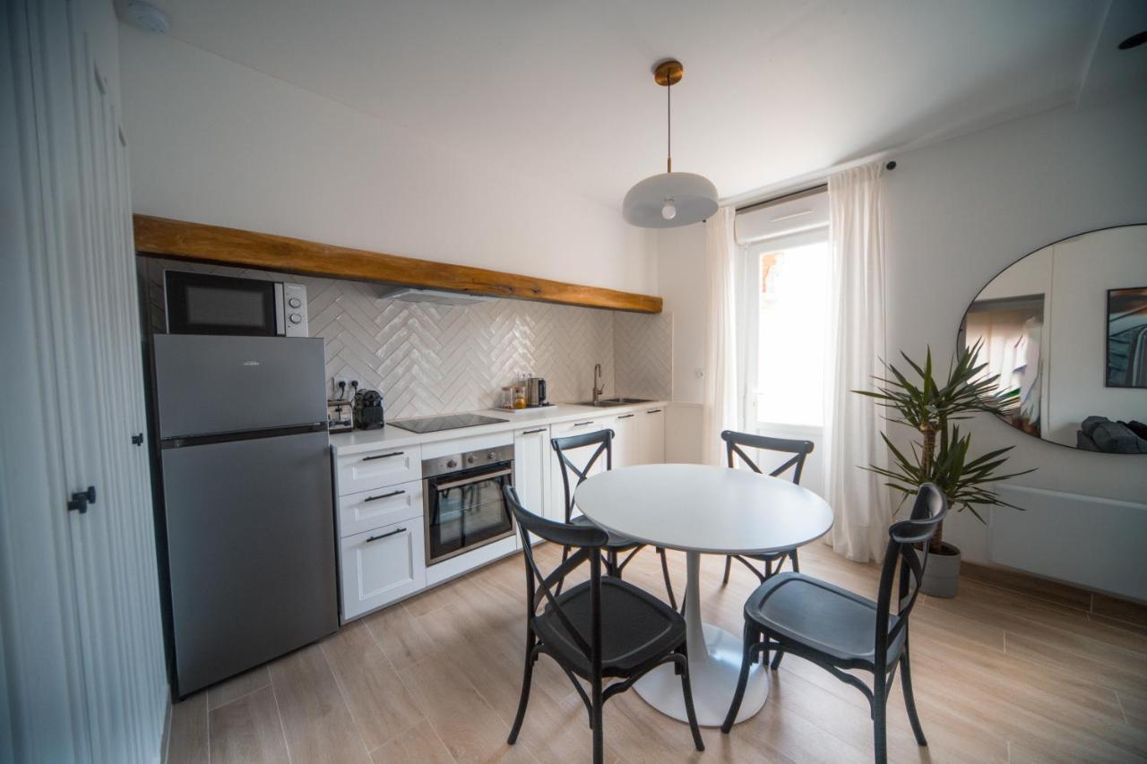 Appartement Avec Jardin Prive - Pacy Sur Eure エクステリア 写真